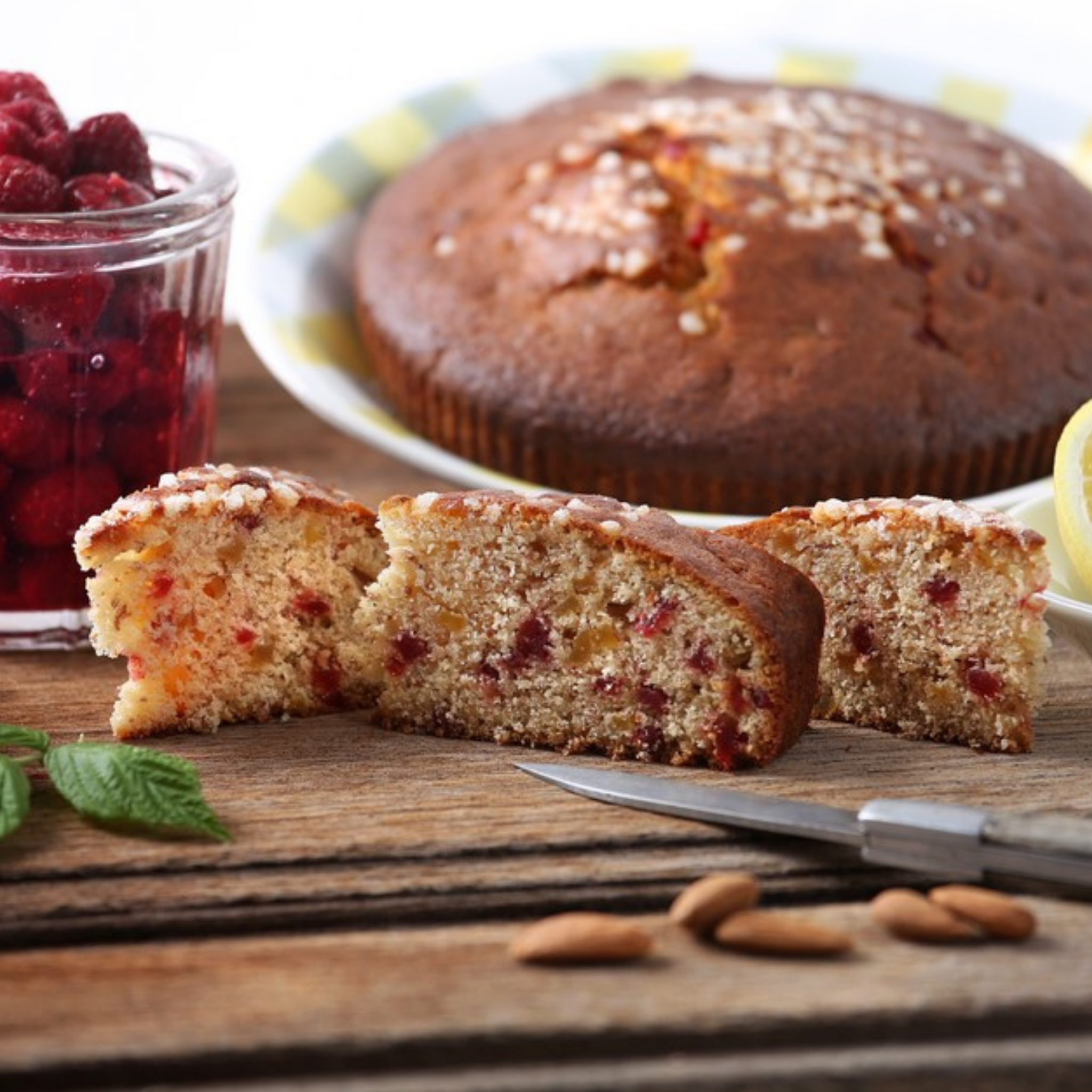 Délicieux au miel, amandes, framboise & citron